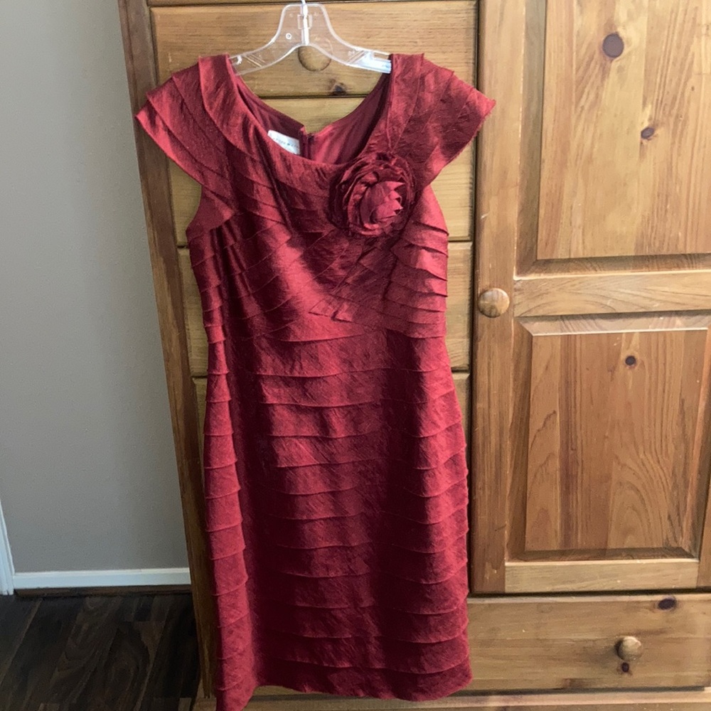 London Style Dark Red / Maroon Tiered Bodycon Cocktail Dress, Size 12